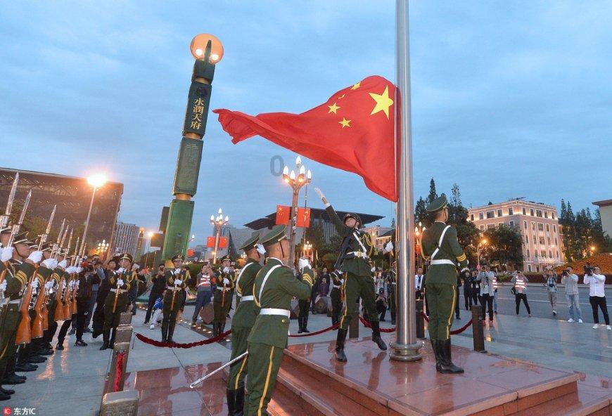 春节前来云南玩,吃云南米线,逛昆明老街,船游滇池这价格贵吗?